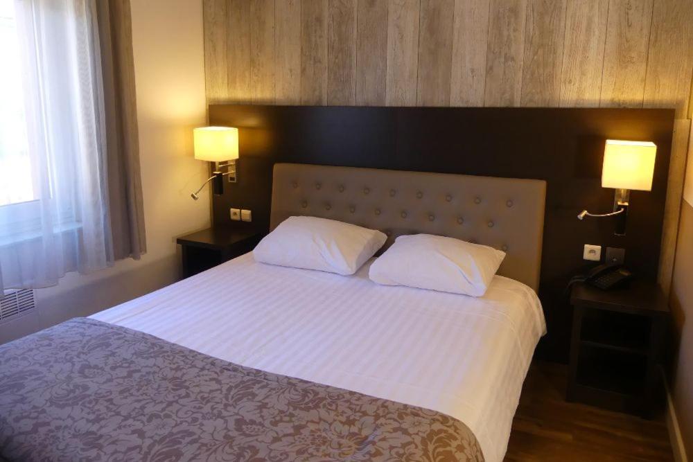 Hotel De Maaskant Maaseik Eksteriør bilde