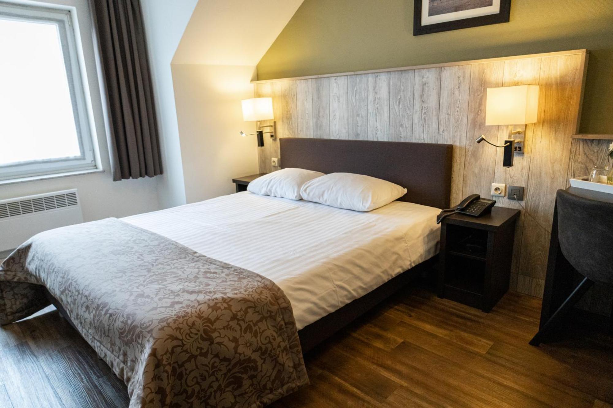 Hotel De Maaskant Maaseik Eksteriør bilde